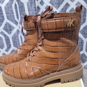 Michael Kors Boots Make an offer